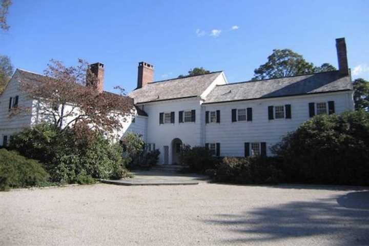 See Darien's Weekly Home Sales