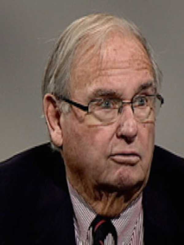 Former Gov. Weicker Endorses Foster In Bridgeport Mayoral Race