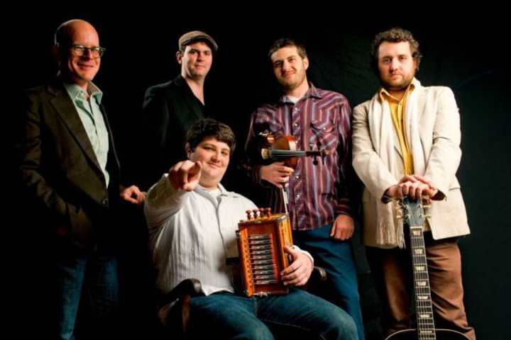 Ballard Park Concert Features The Revelers