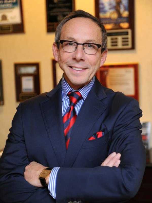 Schwartzapfel Lawyers Establish Scholarship At Pace Law School