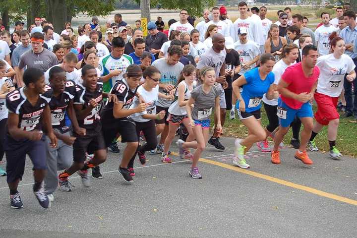 Malloy Co-Chairs Stamford's 3rd Annual MarcUS For Change 5K Race 
