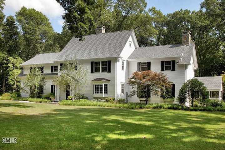 See Darien's Weekly Home Sales
