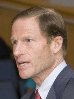 Blumenthal Applauds Restitution For Iranian Hostages After 36-Year Fight