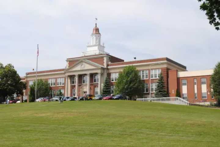 Hendrick Hudson Voters Approve Budget