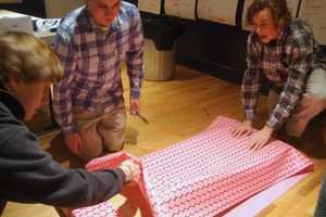 Darien's Teens Will Wrap Your Gifts For You
