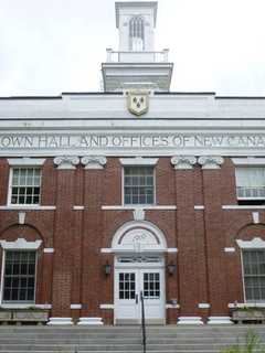 Devereaux Announces Bid For New Canaan First Selectman Seat