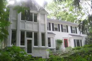 Visit Open Houses In Darien This Weekend