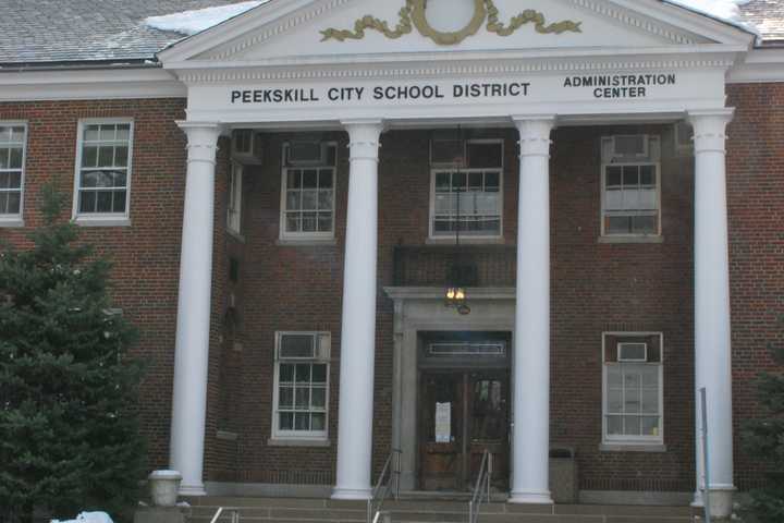 Back-To-School Tailgate Party Kicks Off School Year In Peekskill 