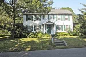 See Darien's Weekly Home Sales
