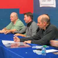 <p>Atlanta Braves pitcher John Smoltz signed autographs for fans at the Westchester County Center in White Plains. </p>