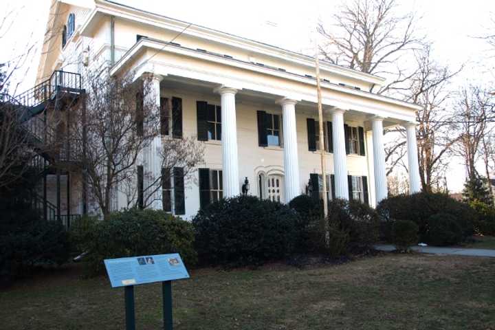 The Burr Homestead has stood on Fairfield&#x27;s Old Post Road since the 18th century.