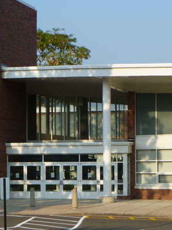 Attempt To Force Referendum On School Project In New Canaan Fails
