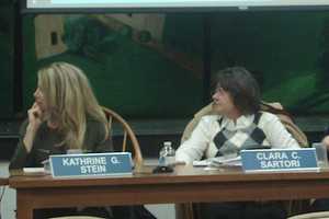 Darien Parents Want School Money Spent On Technology