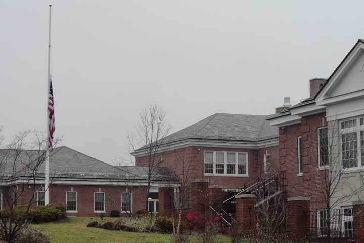 Pleasantville Teachers Union Marches For New Contract