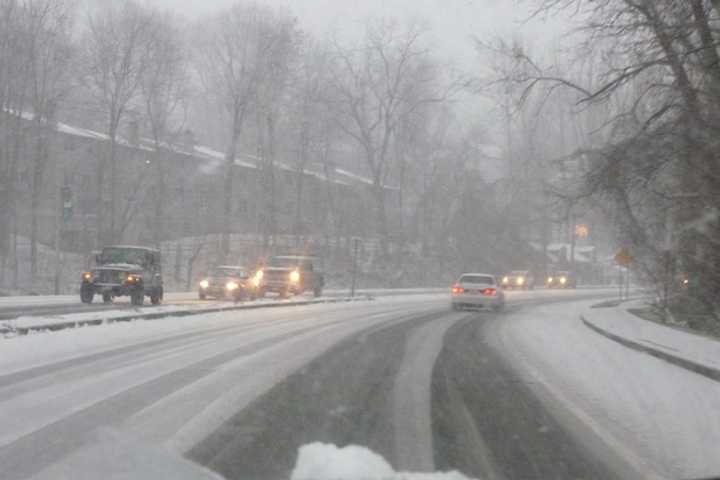 Con-Ed says it is mobilized for any power outages that could occur in Westchester County as a result of the snowstorm.
