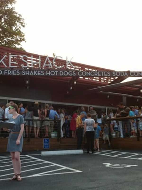Shake Shack Walks Away From Darien Location