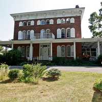 Historic American Federal Home on Gorgeous Land