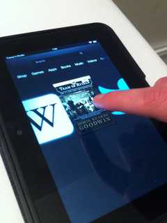 Bethel Police Warn Parents Of Potentially Dangerous Apps For Teens