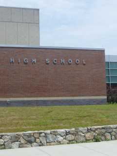 Weston Schools To Dismiss Early Tuesday