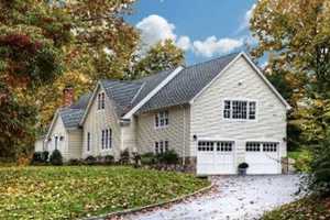 See Darien's Weekly Home Sales