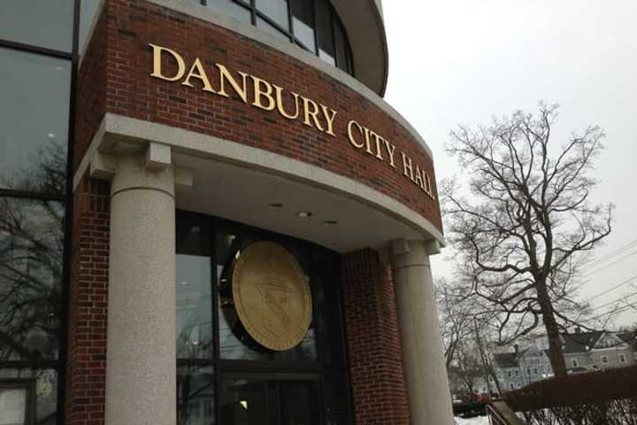 Voter Guide: Race For Mayor Is At Top Of The Ballot In Danbury