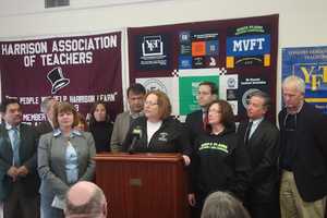 Westchester Teachers Unveil Newtown Quilt In Harrison