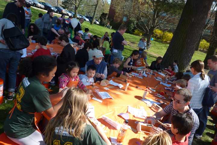 Westport Library Seeks Creative Types For Annual Mini Maker Faire