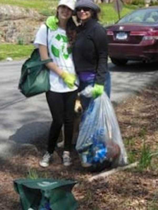 Closter Organizes Annual Town Clean-up
