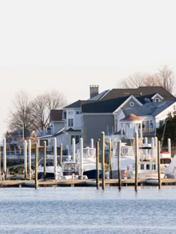 Crews Rescue 3 From Norwalk Harbor After Boats Overturn