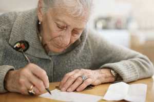 Harrison Library Hosts Memoir Writing Workshop Series