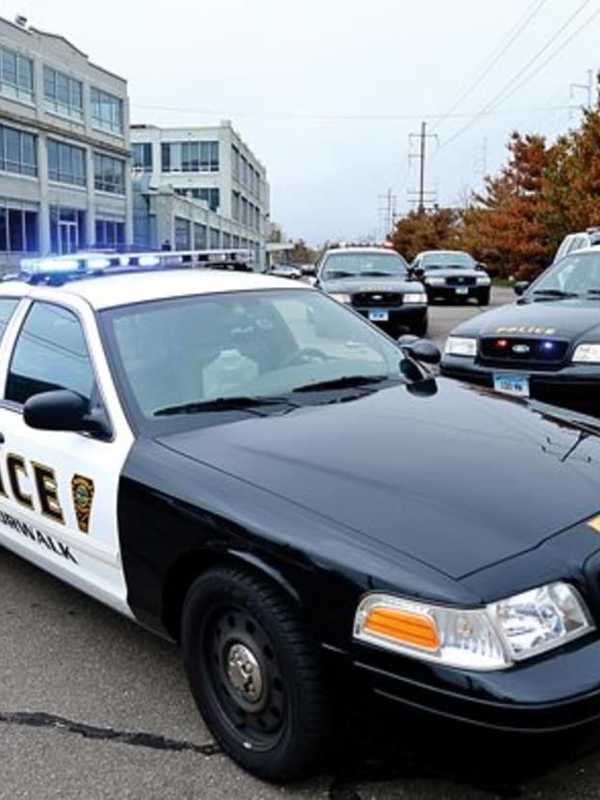 Bridgeport Man Charged With DUI After Crash In Norwalk; Had Knife In Car