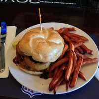 Goshen's Kelley Jean's Ranks Among DVlicious 'Best Burger' Finalists