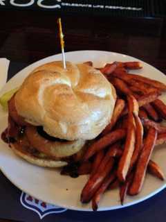 Goshen's Kelley Jean's Ranks Among DVlicious 'Best Burger' Finalists