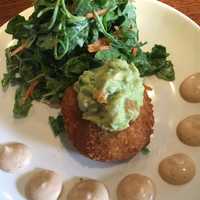 <p>The crab cake.</p>