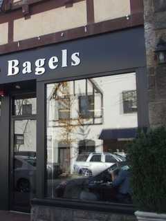 DVlicious: Park Place Bagels Wins Over Fans By Boiling, Baking Fresh Daily