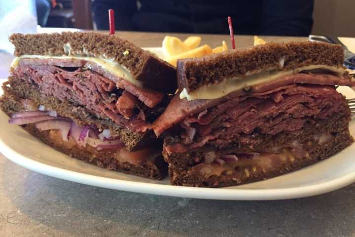 Clams, Burgers, Breakfast Anytime Makes This Massachusetts Diner Shine