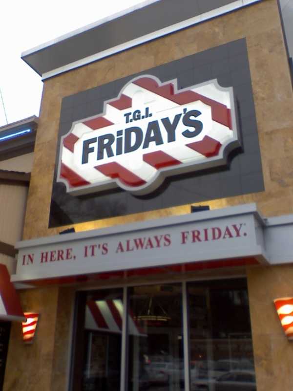 Eat At TGI Friday's In Wood-Ridge To Support Rutherford Library