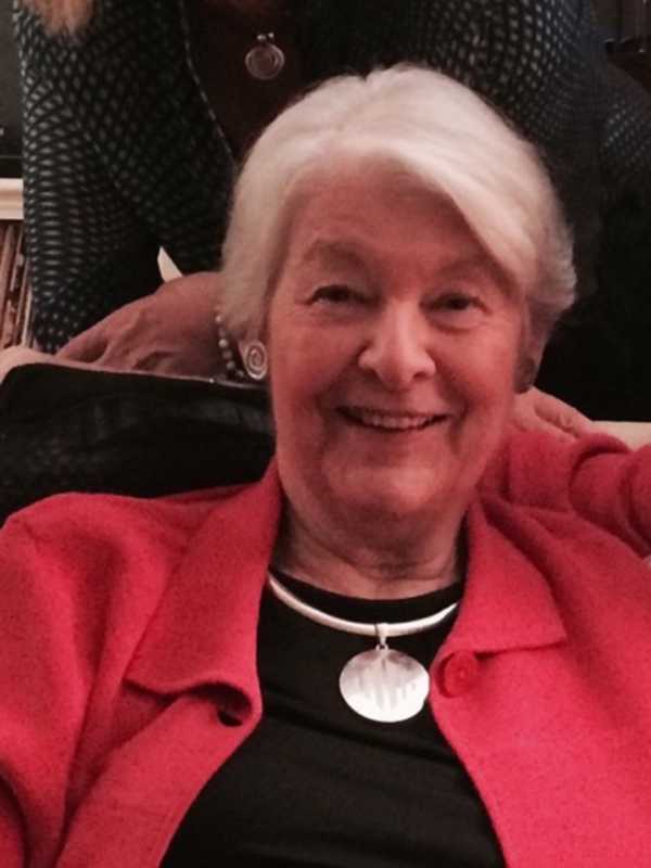 Joanne Kelly Hagopian, 86, Darien Resident