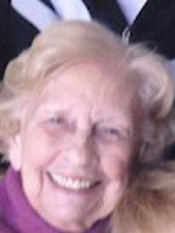 Claire Hunter Mead, 94, Longtime Rye Resident