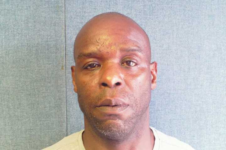 'Predicate' Sexual Offender Convicted Of Abusing Girl, 9, Reports Move From Jail To Hempstead