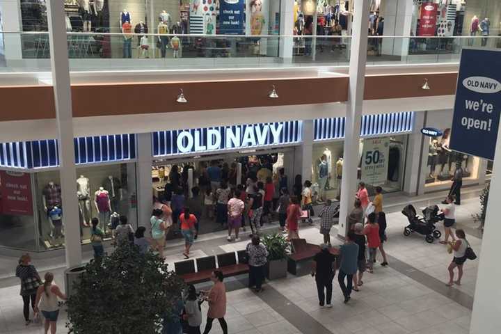 Two-Floor Old Navy Opens At Willowbrook In Wayne