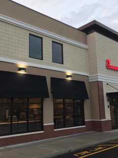 Get In Line: Grand Opening This Week At Norwalk's New Chick-Fil-A