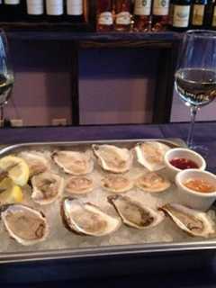 Oyster Eatery Proof Good Things Come In Small Packages, NYT Review Says