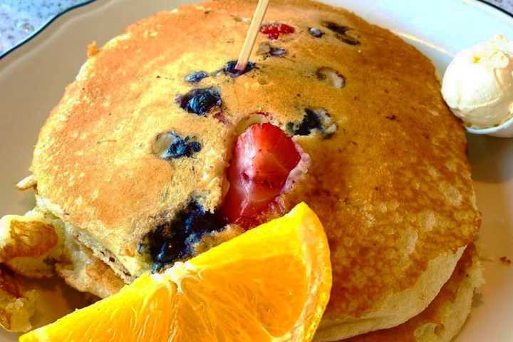 This Eatery Serves Best Pancakes On Long Island, Voters Say