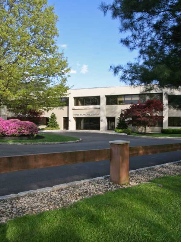 Suspicious People, Stolen Cards Found At Darien Office Park