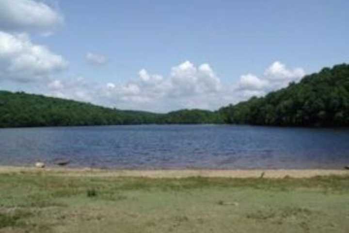 21-Year-Old Pronounced Dead After Being Pulled From CT Lake