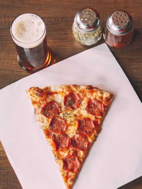 Best Pizza: 7 NY Eateries Rank High On Yelp's Brand-New List Of Top 100 In US