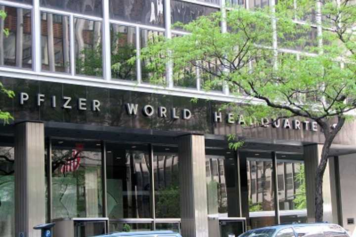 COVID-19: New Pfizer Vaccine Provides Strong Protection After First Dose, FDA Trials Show