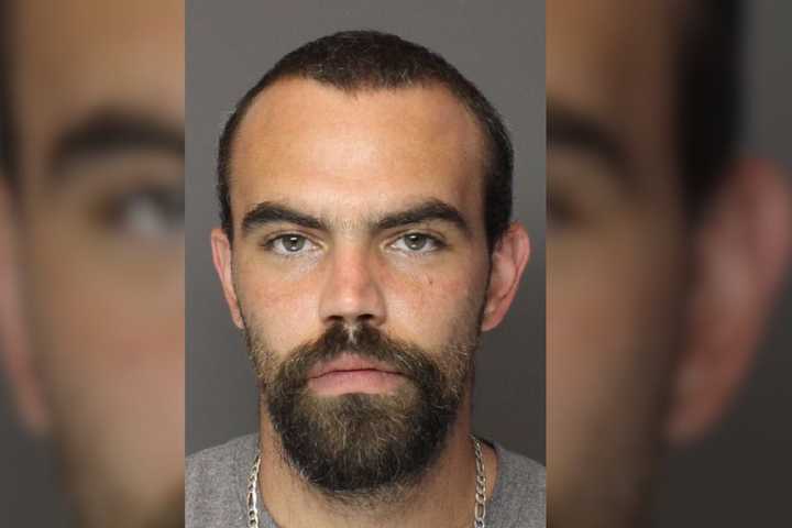 Lehigh Valley Thief Stole Over $70K From Victim's Bank Account: Police