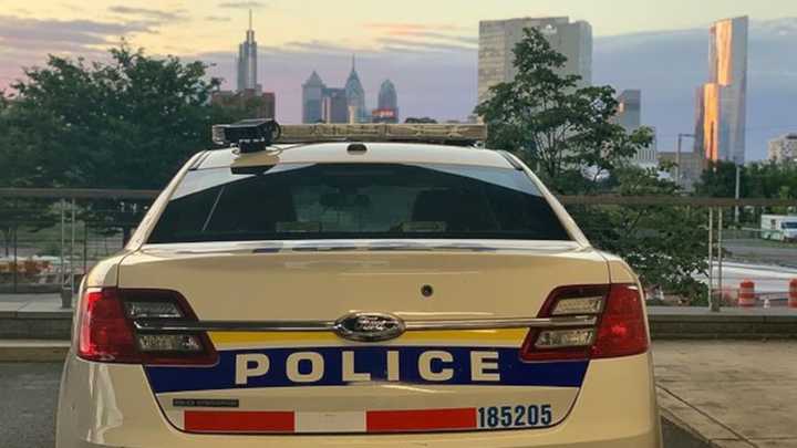 Officer Injured By 'Juvenile' Crowd In Center City: Philadelphia Police ...
